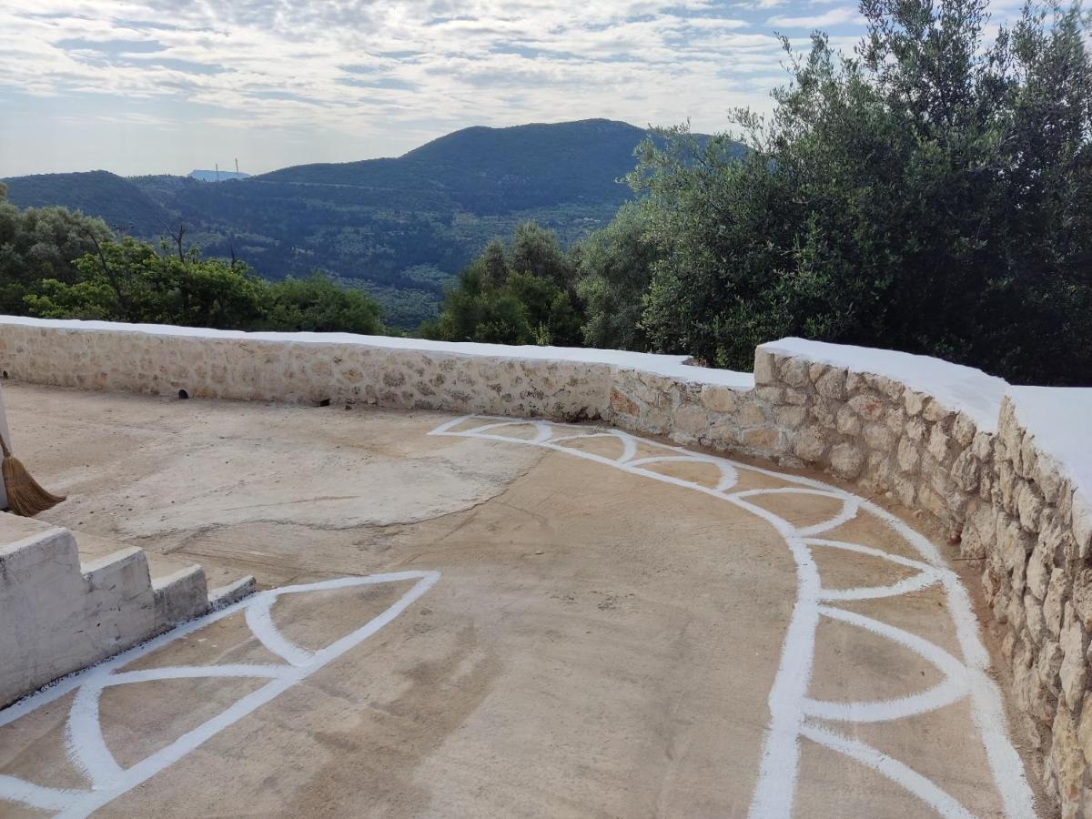 Stathis Guesthouse Fternon Exterior foto